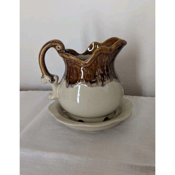 Brown Beige Glazed Pottery Small Planter Pitcher With Attached Saucer 5" x 5" - Picture 2 of 9
